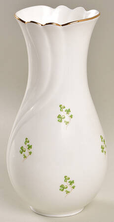 Trellis Shamrock Giftware 7" Vase