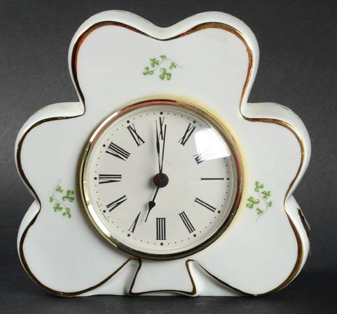 Trellis Shamrock Giftware Shamrock Clock