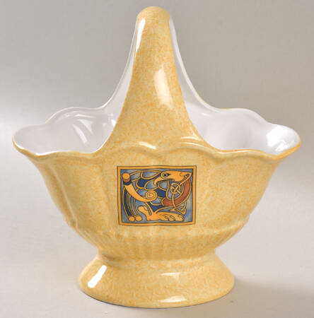 Irish Treasure Collection Sculpted Basket