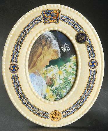 Irish Treasure Collection 6" Oval Picture Frame