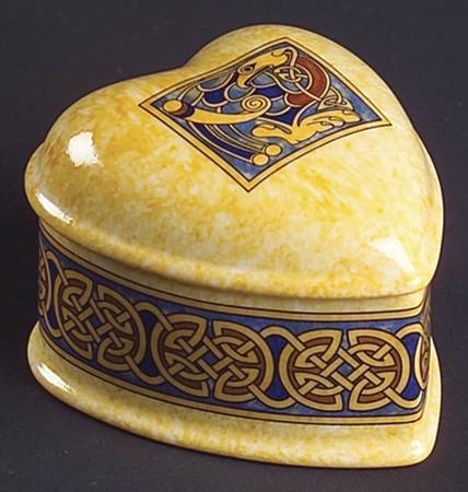 Irish Treasure Collection 2" Heart Shape Box & Lid