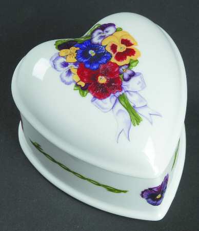 Pansies Heart Shape Box & Lid