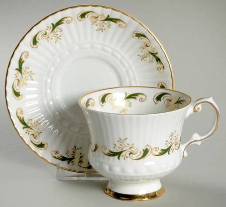 Ashling Footed Cup & Saucer Set