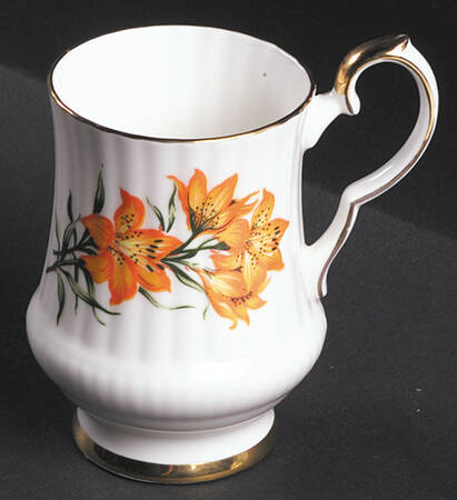 Prairie Lily (Ribbed, Gold Trim) Mug