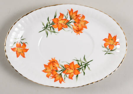 Prairie Lily (Ribbed, Gold Trim) Underplate for Gravy Boat