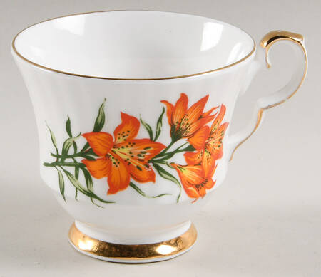 Prairie Lily (Ribbed, Gold Trim) Footed Cup