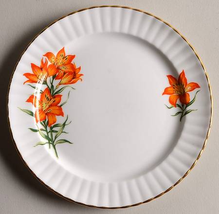 Prairie Lily (Ribbed, Gold Trim) Bread & Butter Plate