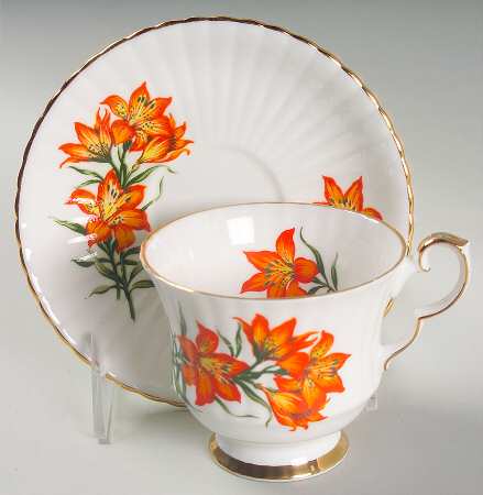 Prairie Lily (Ribbed, Gold Trim) Footed Cup & Saucer Set