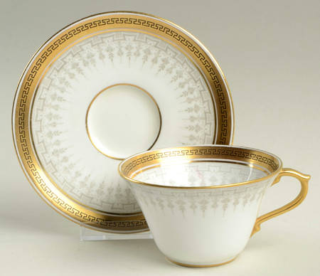 C2068 Footed Cup & Saucer Set