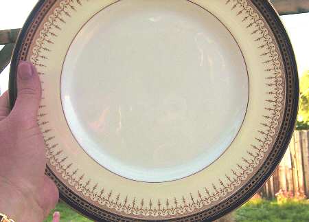 RA6738 by Royal Doulton