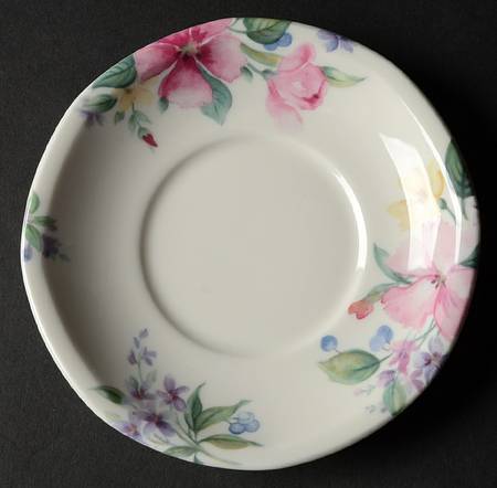 Country Walk Saucer