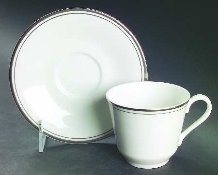 RD107 Flat Cup & Saucer Set
