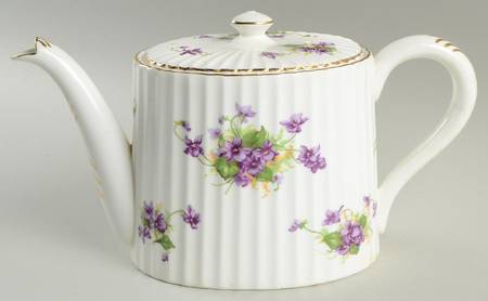 Violet (Fluted) Teapot & Lid