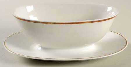 Tunna (Smooth) Gravy Boat with Attached Underplate