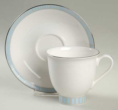 Linea Footed Cup & Saucer Set
