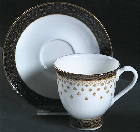Samsara Footed Cup & Saucer Set