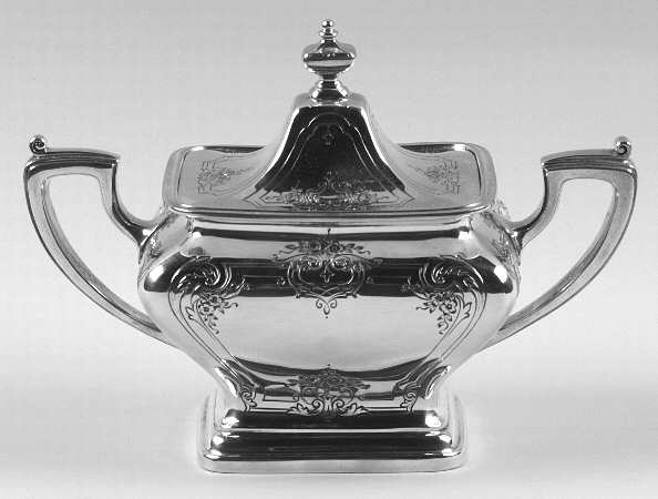 Jacobean-Engraved (Sterling, #740C, Hollowware) Sugar Bowl & Lid