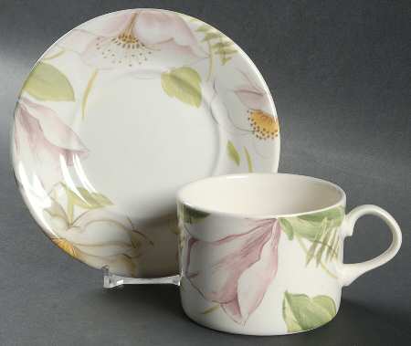 Poetry Flat Cup & Saucer Set