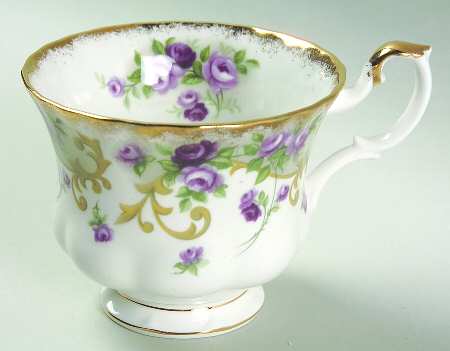 Lavinia (Sheraton Series) Footed Cup