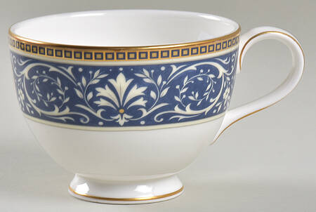 Challinor Footed Cup