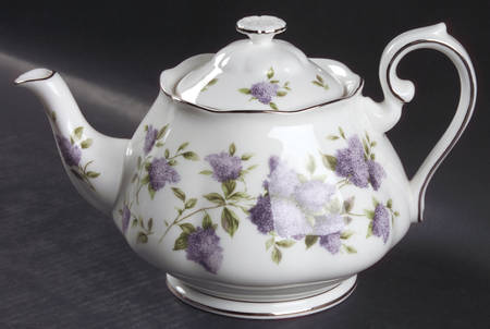 Lilac Lane Platinum Teapot & Lid
