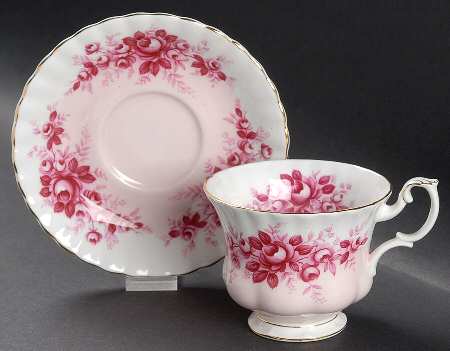 Melody Series Footed Cup & Saucer Set
