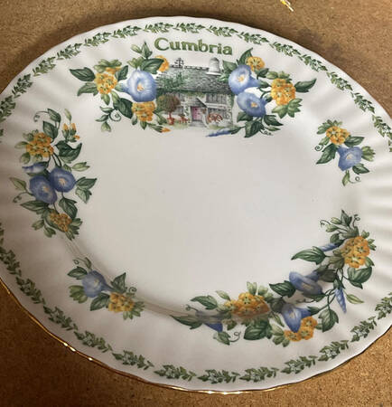 English Country Cottages Salad Plate