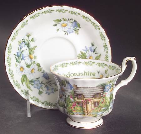 English Country Cottages Footed Cup & Saucer Set