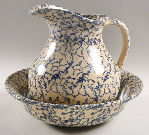 Spongeware Blue 96 Oz Pitcher and Bowl Set
