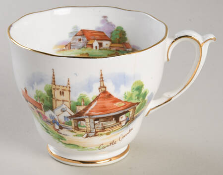 Beautiful Britain Footed Cup