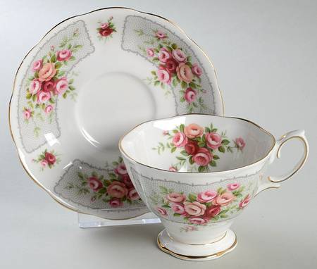 Rosedale Series Footed Cup & Saucer Set