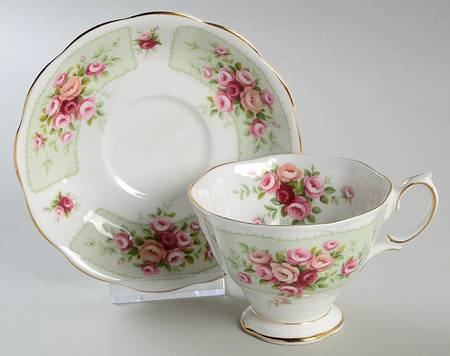 Rosedale Series Footed Cup & Saucer Set