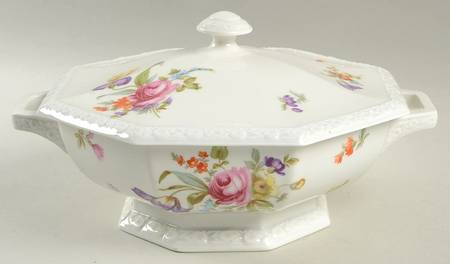 Flowers (Maria Stamp) Round Covered Vegetable