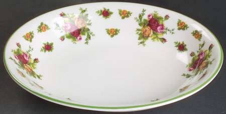 Old Country Roses White (Green Trim) 10" Oval Vegetable Bowl