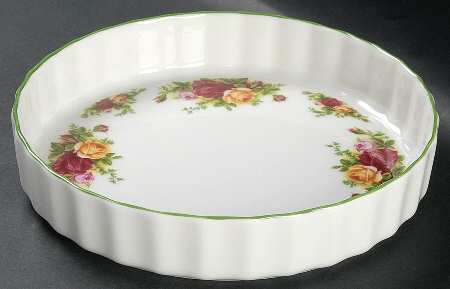 Old Country Roses White (Green Trim) 8" Quiche