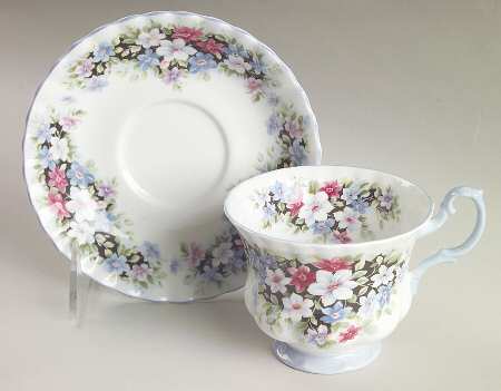 Fragrance Series Footed Cup & Saucer Set