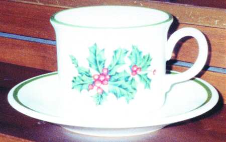 RYL146 Flat Cup & Saucer Set
