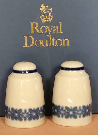 Wentworth Salt & Pepper Set
