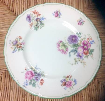 RD114 by Royal Doulton