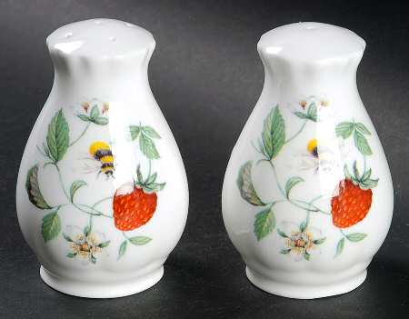 Alpine Strawberry Salt & Pepper Set