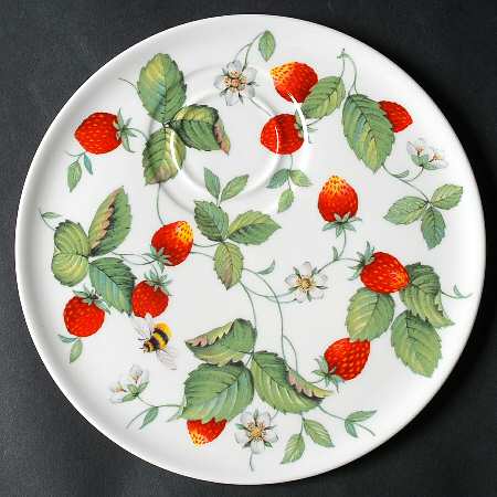 Alpine Strawberry Round Tray Aka Snack for TV Tray Set