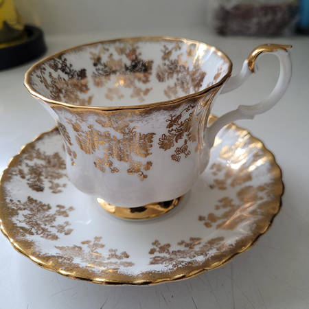 4506 Footed Cup & Saucer Set