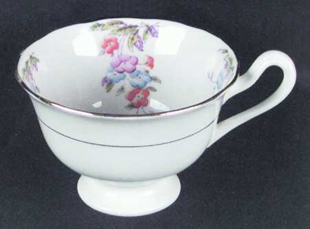 8550 Footed Cup