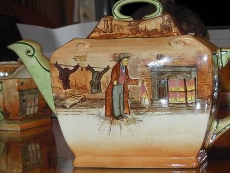 Dickens (Green Trim) Teapot & Lid