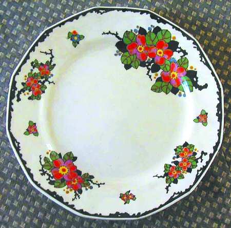 D4889 by Royal Doulton