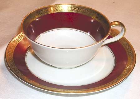 3178 Red Flat Cup & Saucer Set