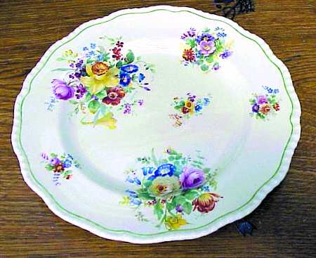 V2245 by Royal Doulton