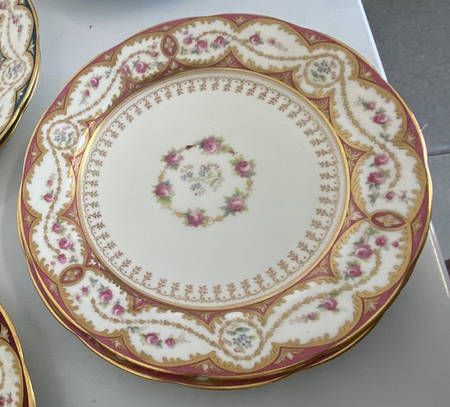 L493 Luncheon Plate