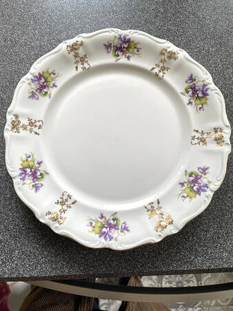 Violet Dinner Plate