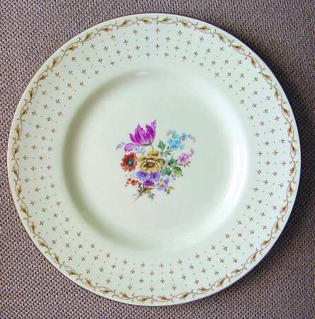 Fleur De Lys by Royal Doulton